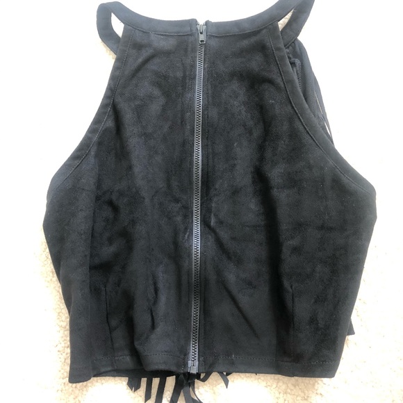 🖤NWOT- Black fringed crop top🖤 - Picture 3 of 3